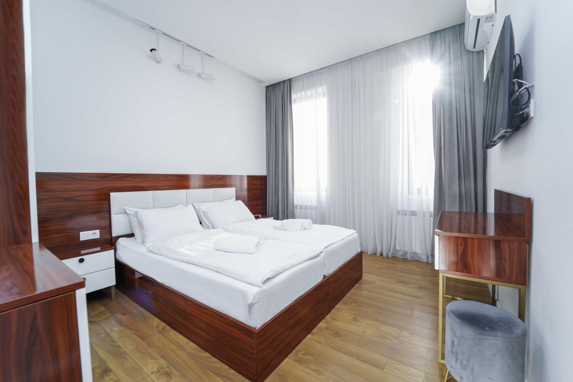 Hotel Type Rooms On Avenue Melikishvili, City Center Tbilisi Zewnętrze zdjęcie
